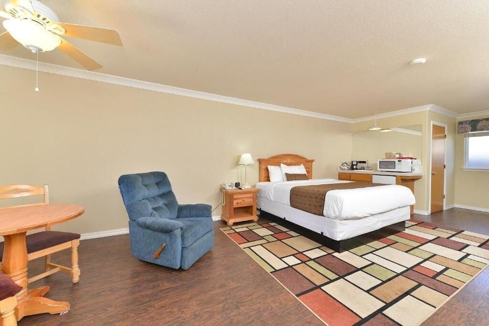 Cayucos Beach Inn Motel Cayucos