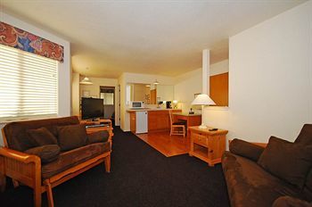 Cayucos Beach Inn Motel 2*