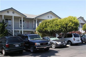 Cayucos Beach Inn 2*